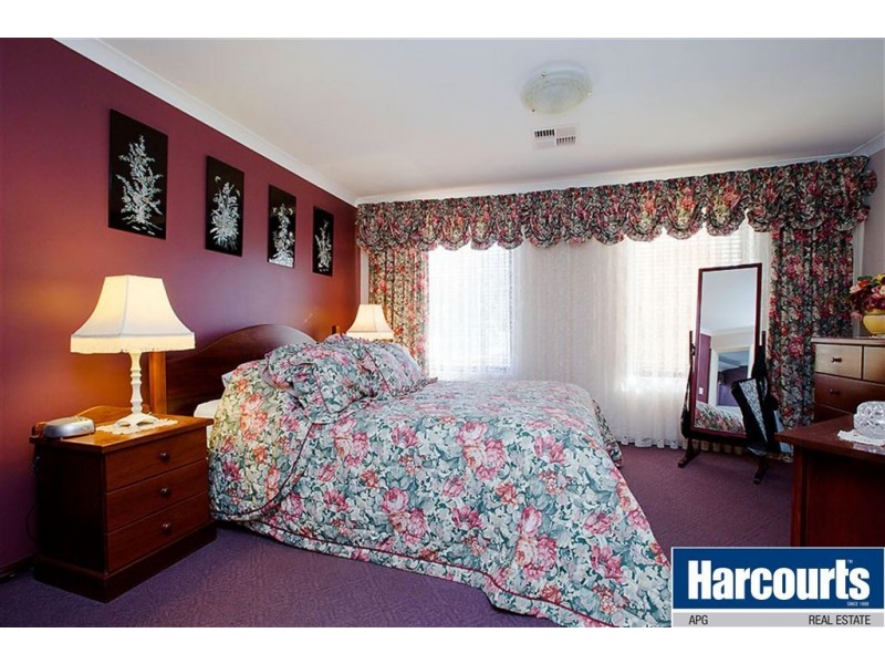 57 Samrose Road, Dalyellup WA 6230