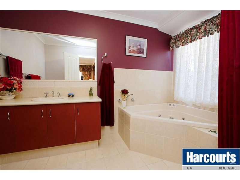 57 Samrose Road, Dalyellup WA 6230