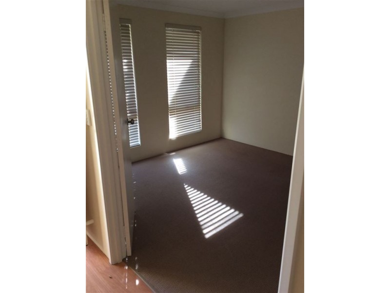 32 Carbine Loop, Millbridge WA 6232