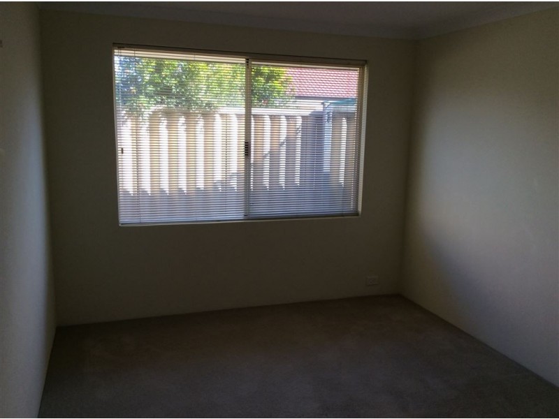 32 Carbine Loop, Millbridge WA 6232