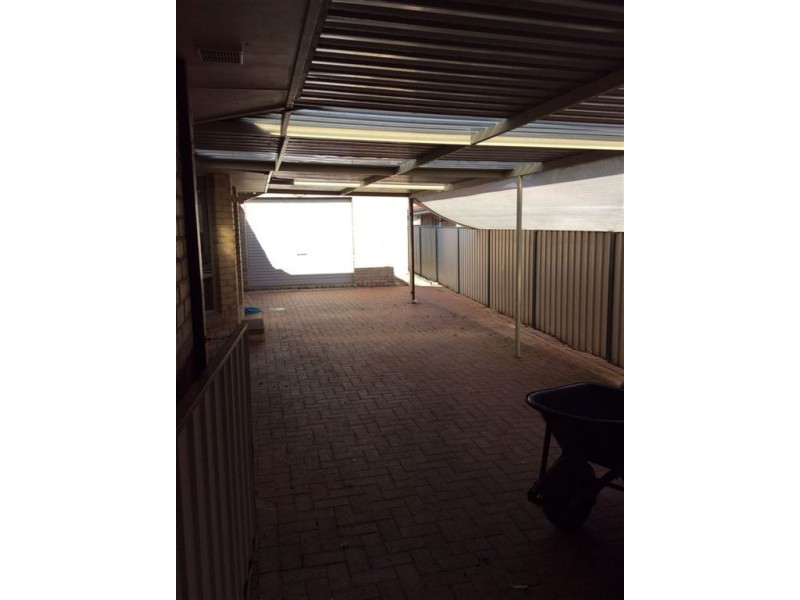 6 Kingfisher Tce, Australind WA 6233