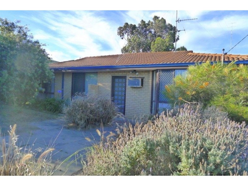 26 Crampton Ave, Usher WA 6230