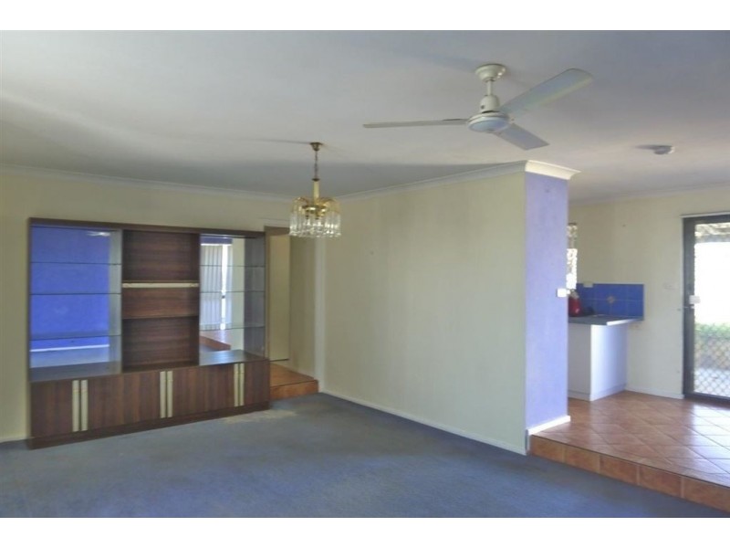 26 Crampton Ave, Usher WA 6230