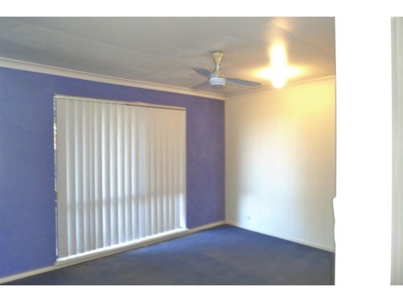 26 Crampton Ave, Usher WA 6230