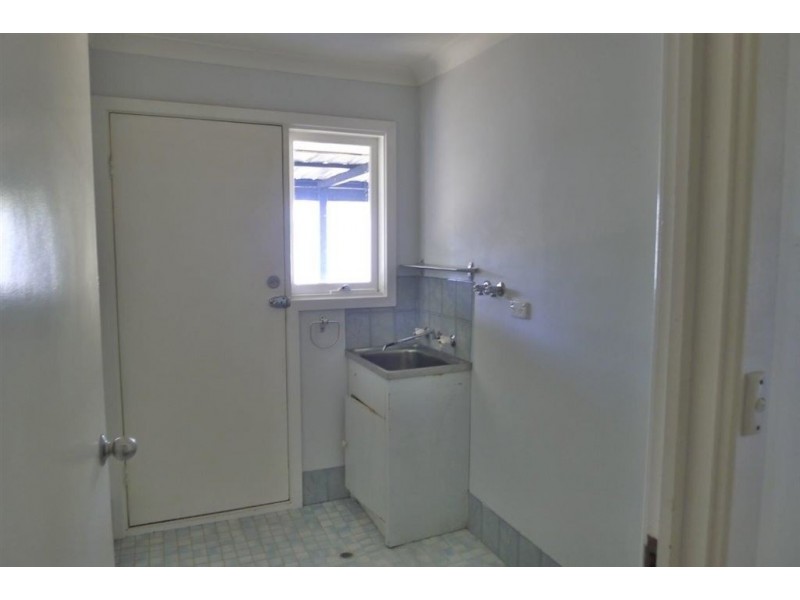 26 Crampton Ave, Usher WA 6230