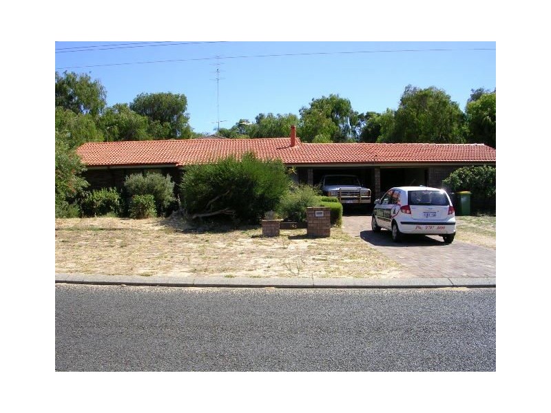 160 Lucy Victoria Ave, Australind WA 6233