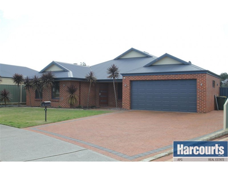 15 Priory Road, Australind WA 6233