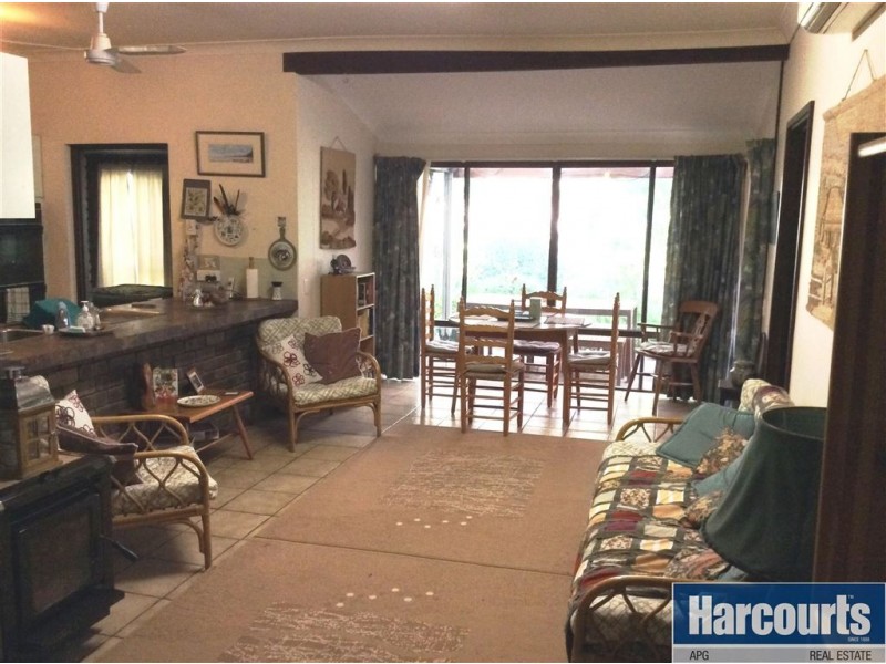 8 Tamarind Crescent, Gelorup WA 6230