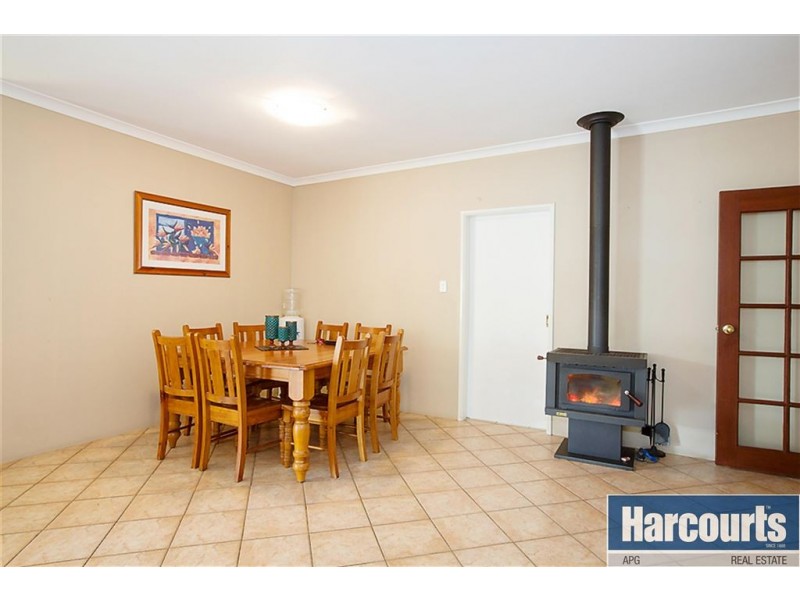 26 Woodley Road, Glen Iris WA 6230