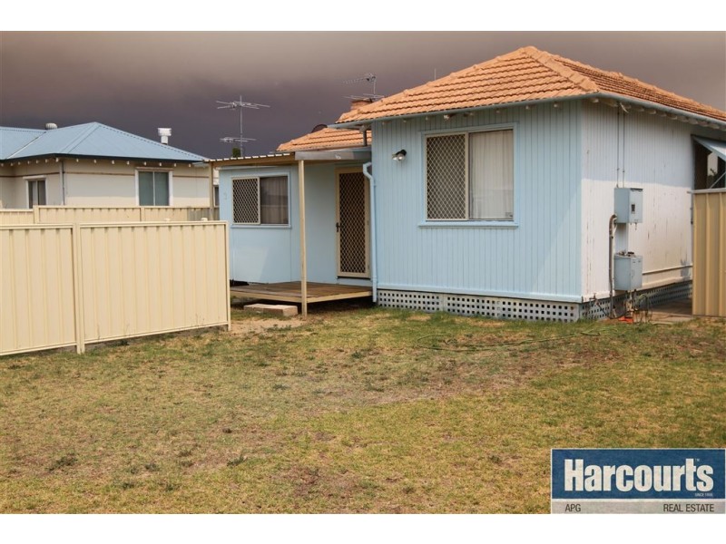 1/3 Mouarn Street, Carey Park WA 6230