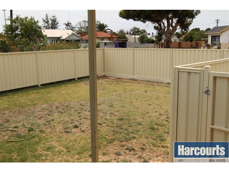 1/3 Mouarn Street, Carey Park WA 6230