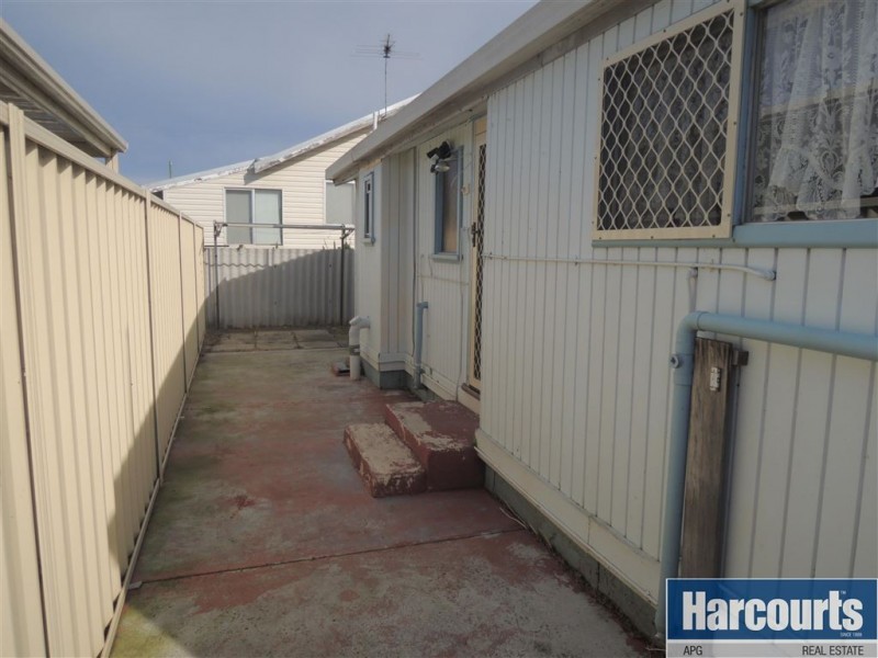 1/3 Mouarn Street, Carey Park WA 6230