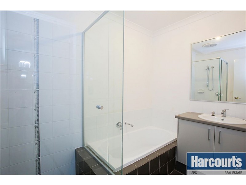 24 Golden Beryl, Australind WA 6233