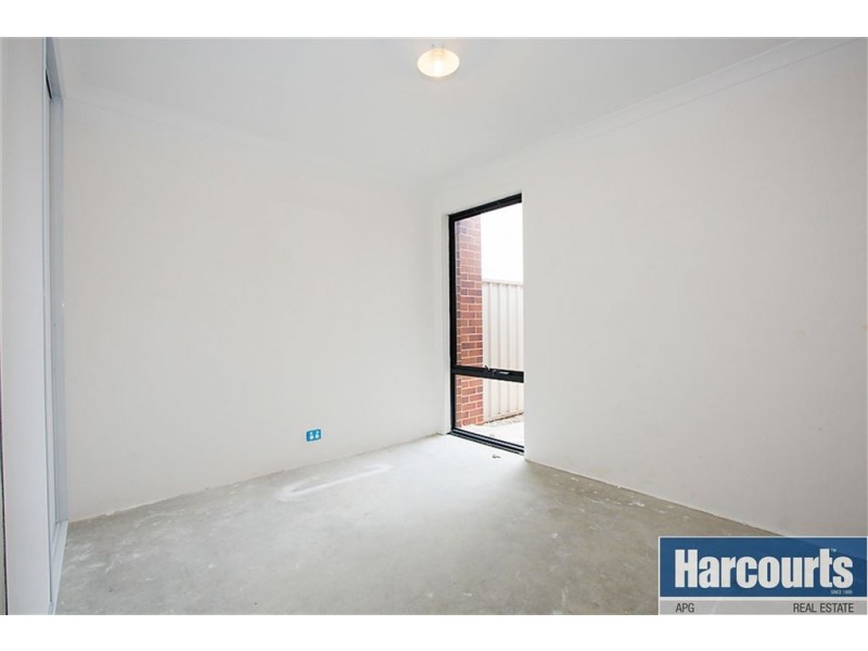 24 Golden Beryl, Australind WA 6233