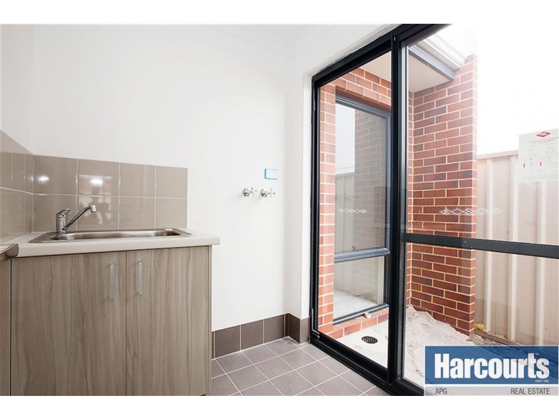 24 Golden Beryl, Australind WA 6233