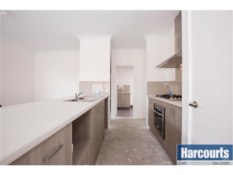 24 Golden Beryl, Australind WA 6233