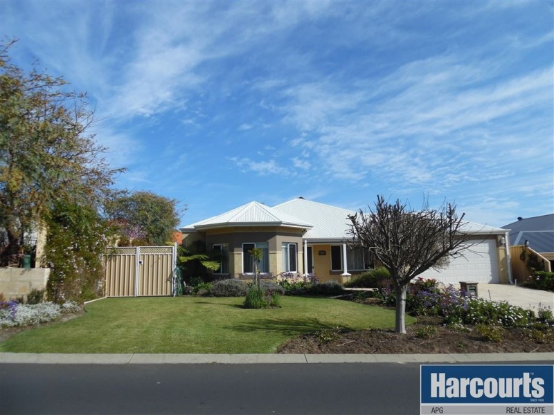 4 Gutman Parkway, Dalyellup WA 6230