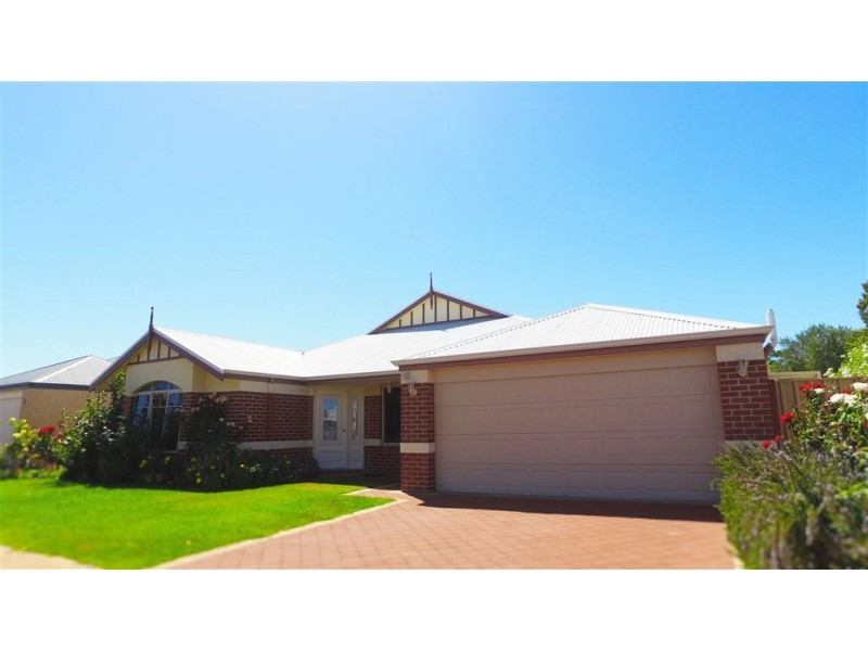 38 Swan Avenue, Millbridge WA 6232