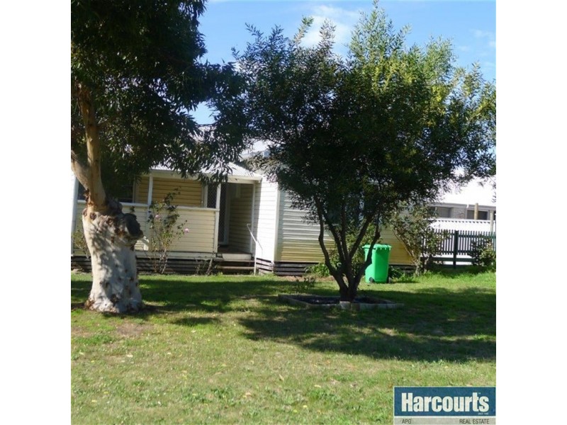 9 Little Street, Carey Park WA 6230