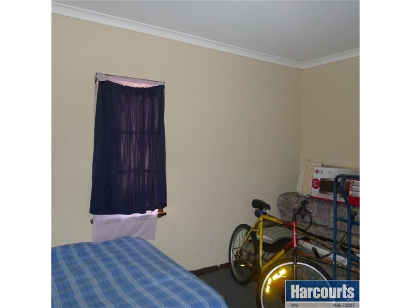 9 Little Street, Carey Park WA 6230