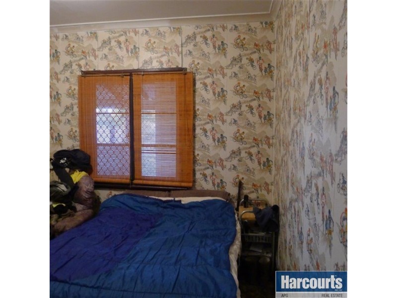 9 Little Street, Carey Park WA 6230