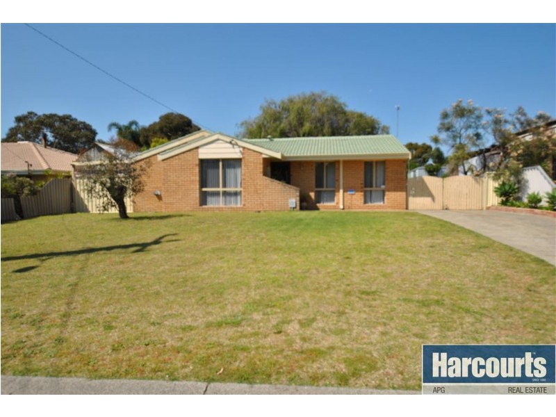 301 Ocean Drive, Withers WA 6230