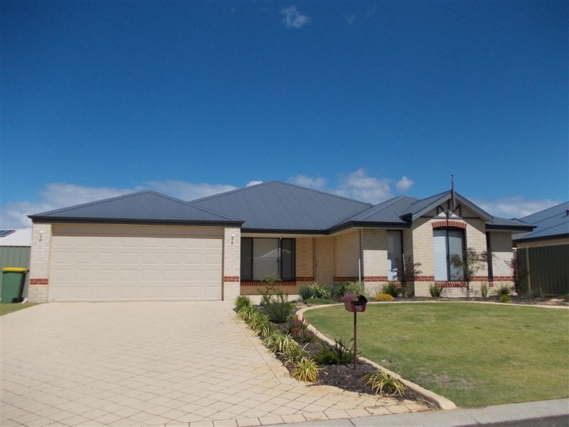 16 Heatherglen Rd, Australind WA 6233