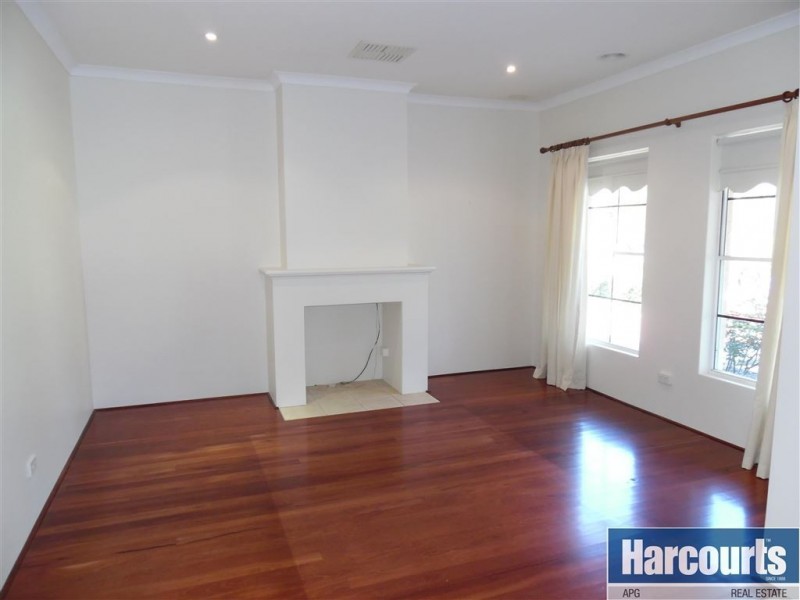 10 Wonil Crescent, Dalyellup WA 6230