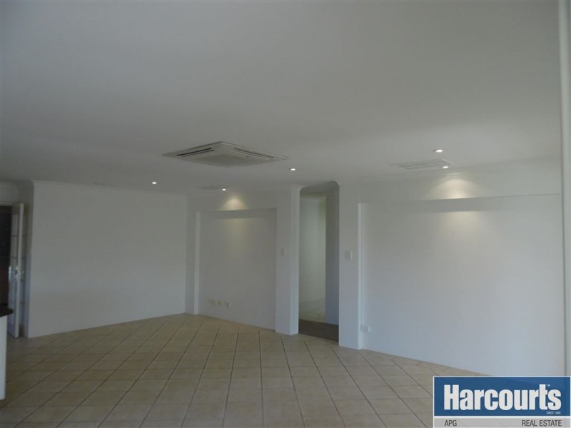 10 Wonil Crescent, Dalyellup WA 6230