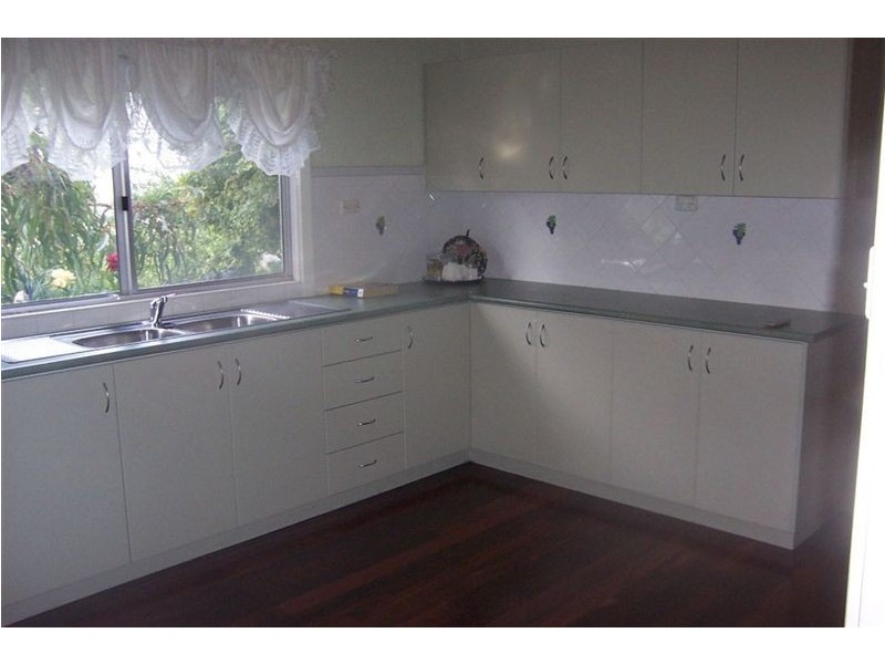 37 STEERE CRESENT, Carey Park WA 6230