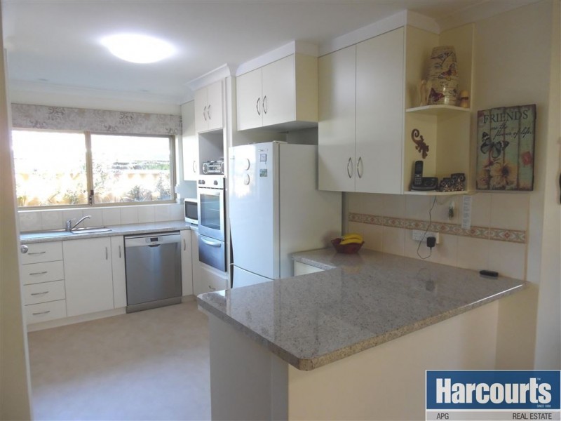 12 Clare Road, College Grove WA 6230