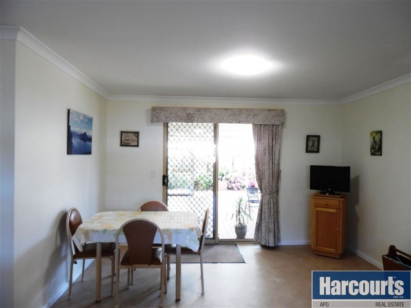 12 Clare Road, College Grove WA 6230