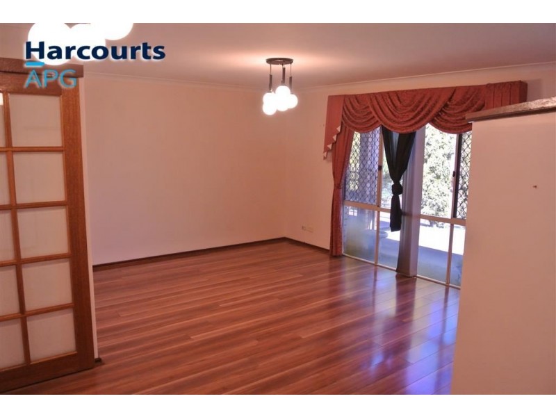 2 Hordern Place, Usher WA 6230