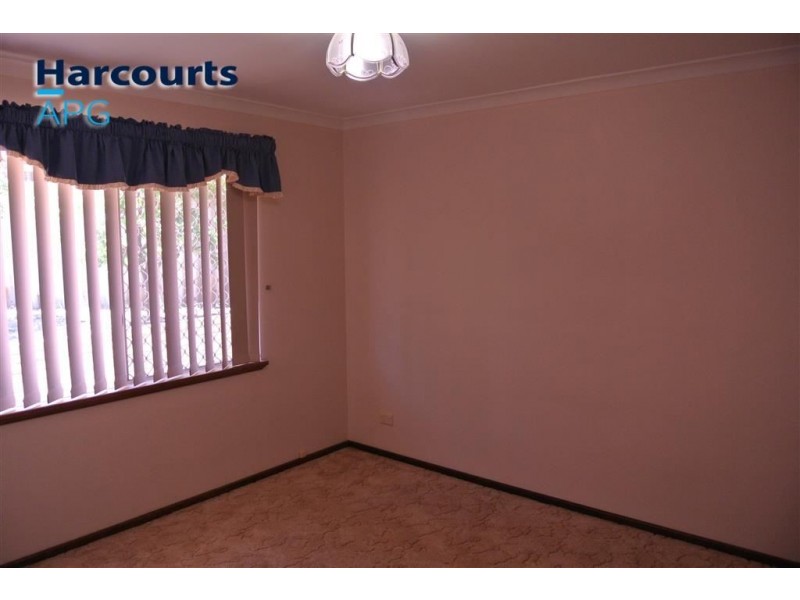 2 Hordern Place, Usher WA 6230