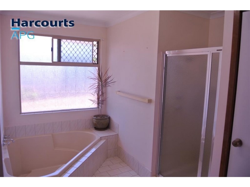 2 Hordern Place, Usher WA 6230