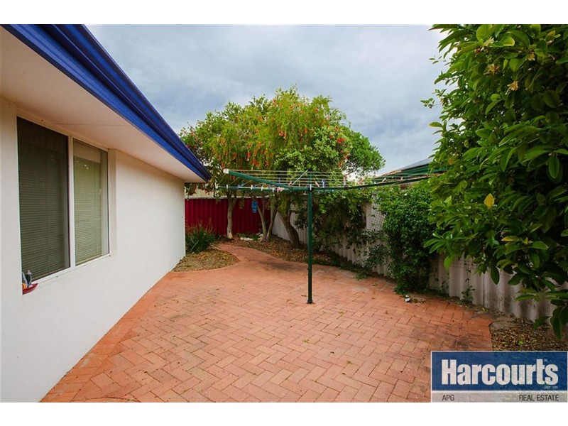 3 Hertford Elbow, College Grove WA 6230