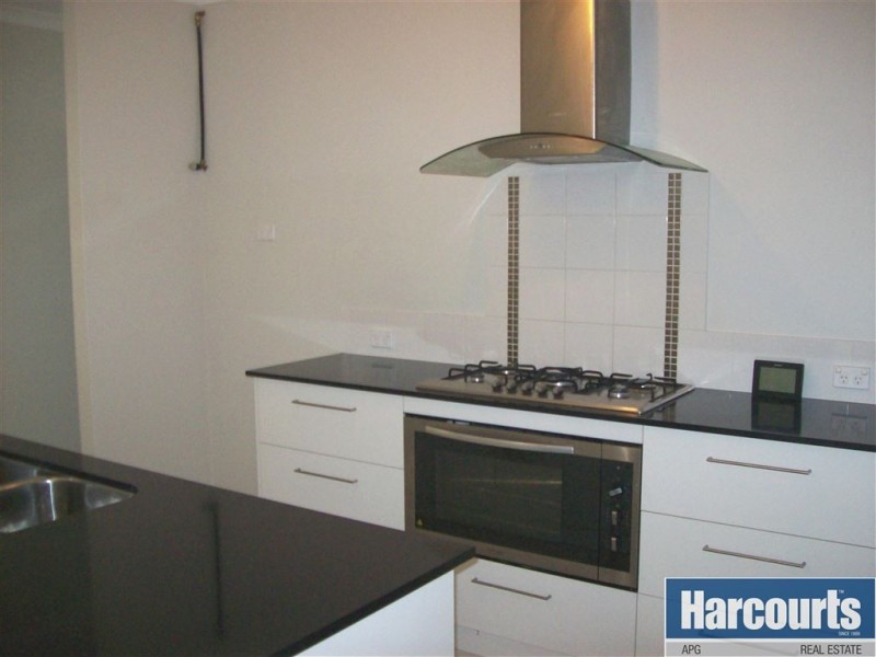 5 Advance Road, Dalyellup WA 6230