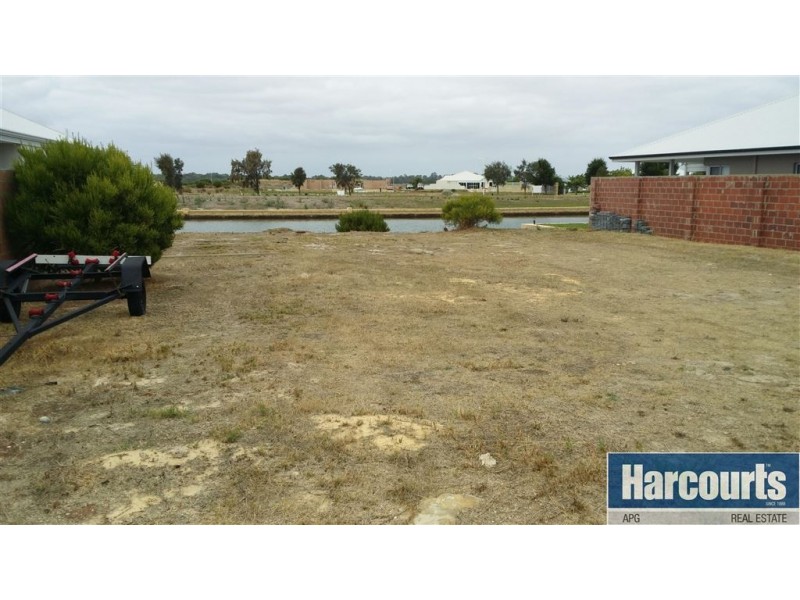 14 Burgee Cove, Geographe WA 6280