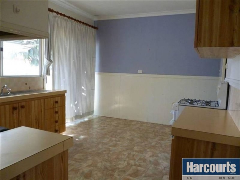 19 Boyalla Street, Carey Park WA 6230