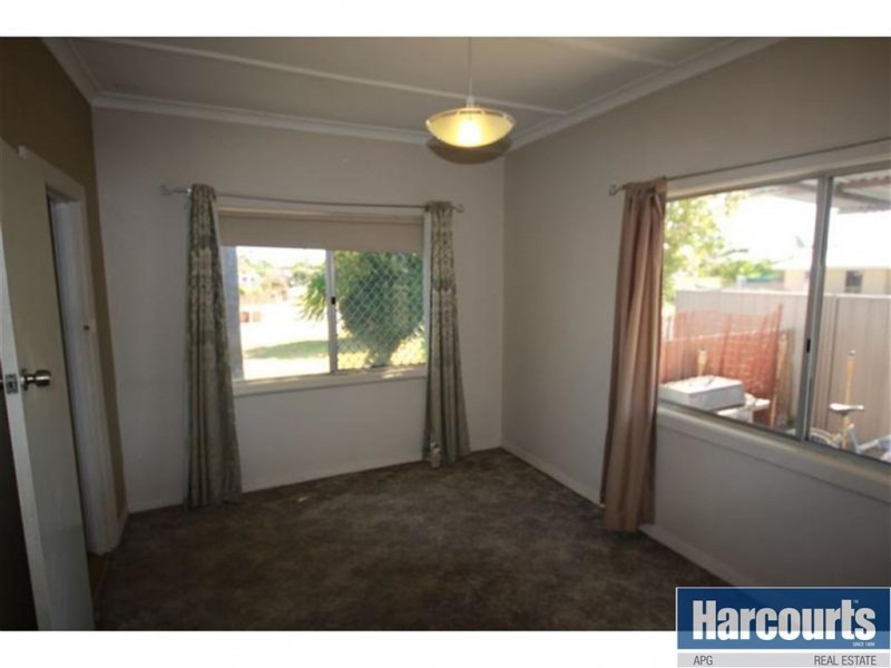 19 Boyalla Street, Carey Park WA 6230