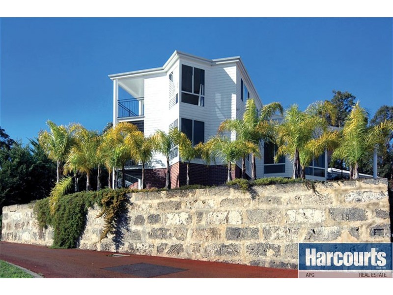 15 Trinity Rise, College Grove WA 6230