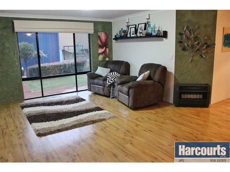7 Coojong Road, Dalyellup WA 6230