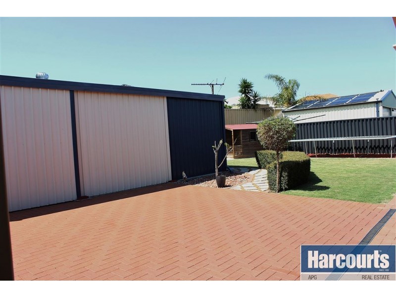 7 Coojong Road, Dalyellup WA 6230