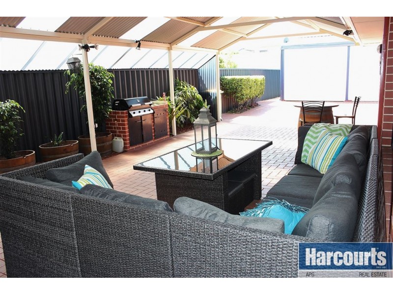 7 Coojong Road, Dalyellup WA 6230