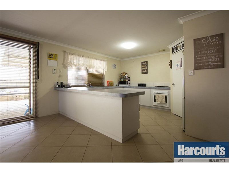 5 Thompson Place, Australind WA 6233