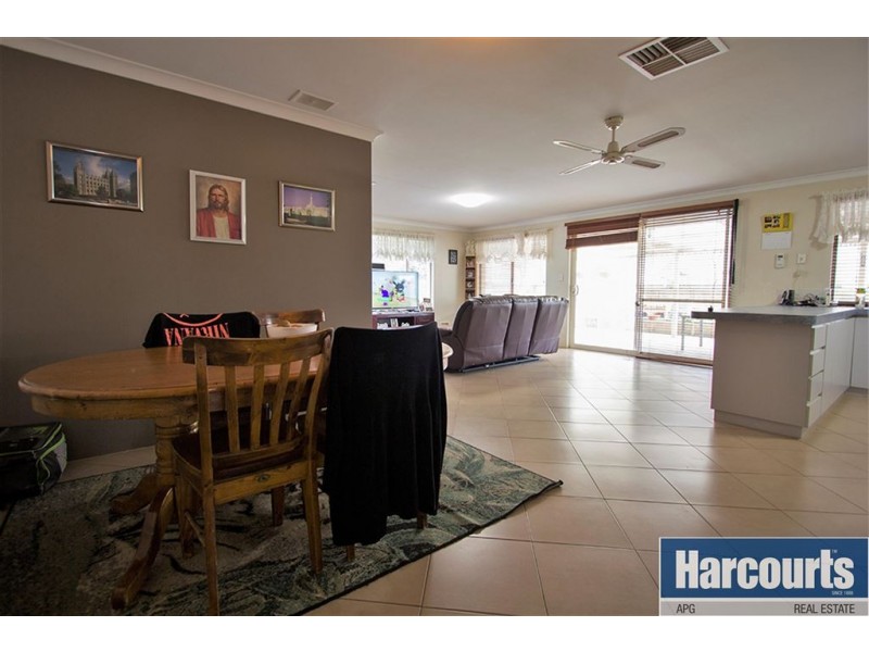 5 Thompson Place, Australind WA 6233