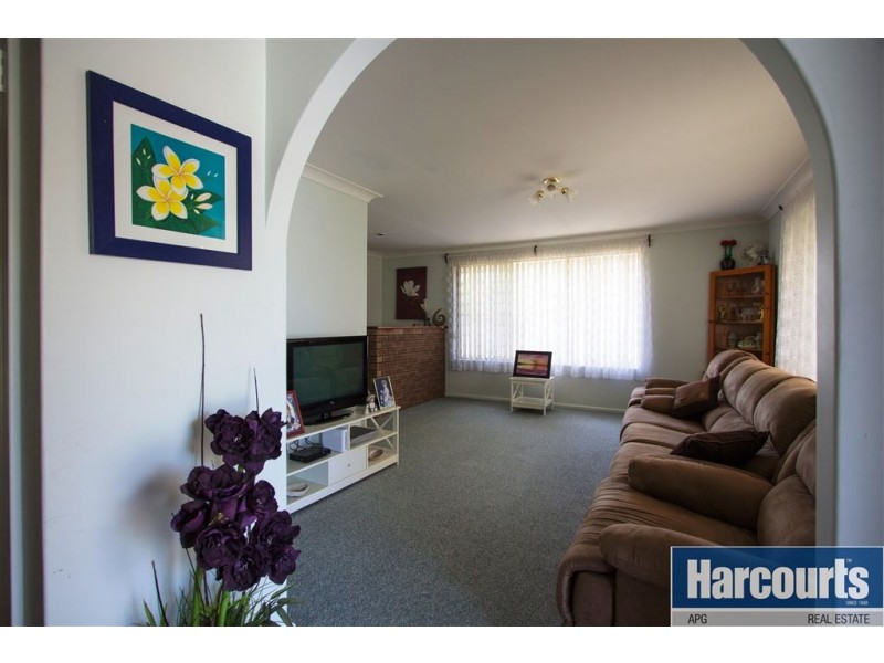 6 Travers Drive, Australind WA 6233