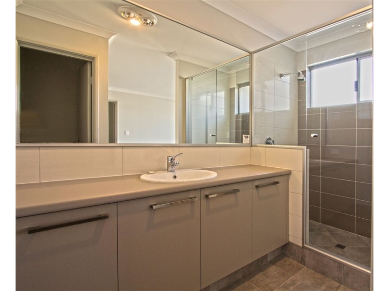 2/7 Nepean Turn, Millbridge WA 6232
