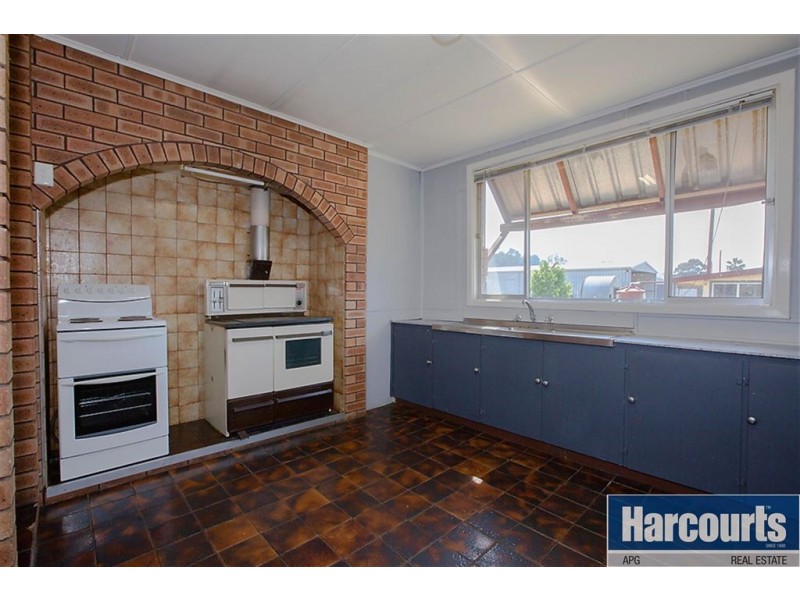 6 Ogden Street, Collie WA 6225