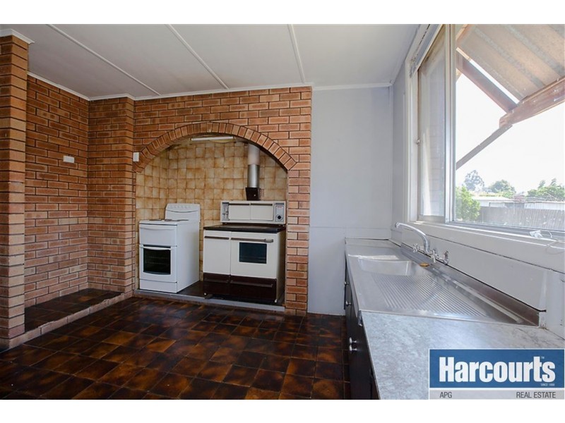 6 Ogden Street, Collie WA 6225